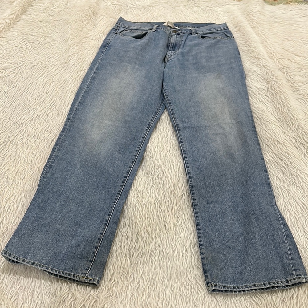 J crew men’s everyday fit relaxed fit blue distressed denim jeans 36x32